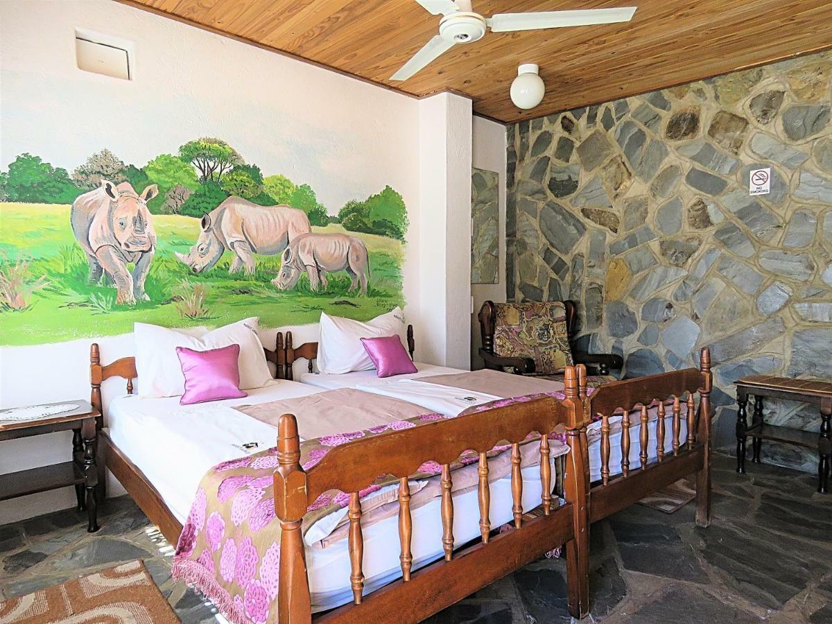 Parrot Lodge Bulawayo Εξωτερικό φωτογραφία